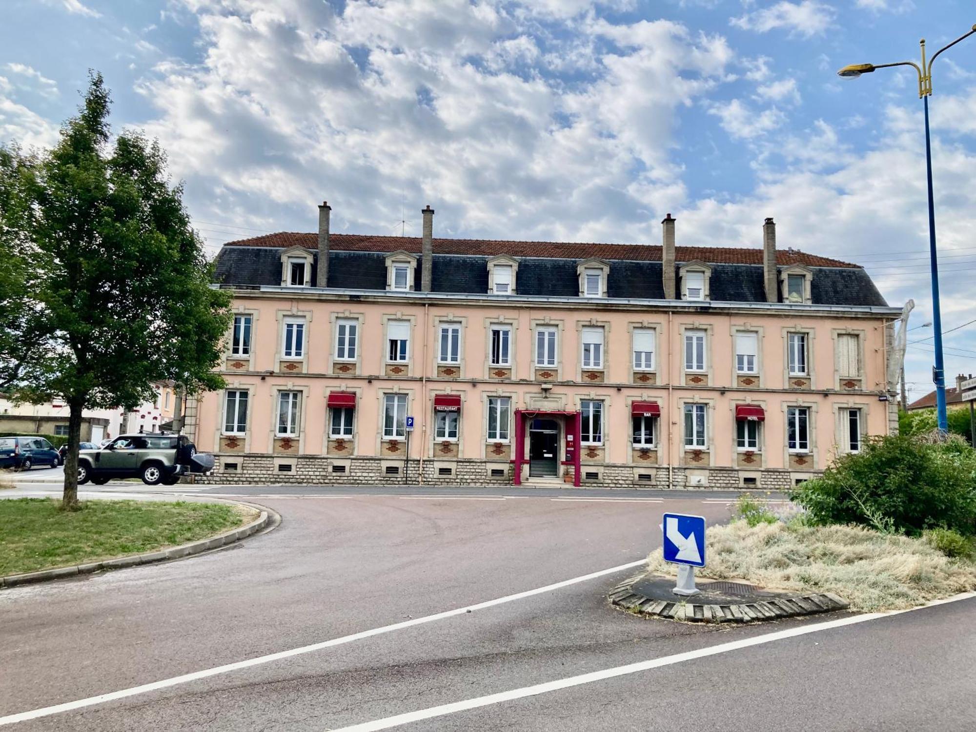 Hotel De Champagne Saint-Dizier Bagian luar foto