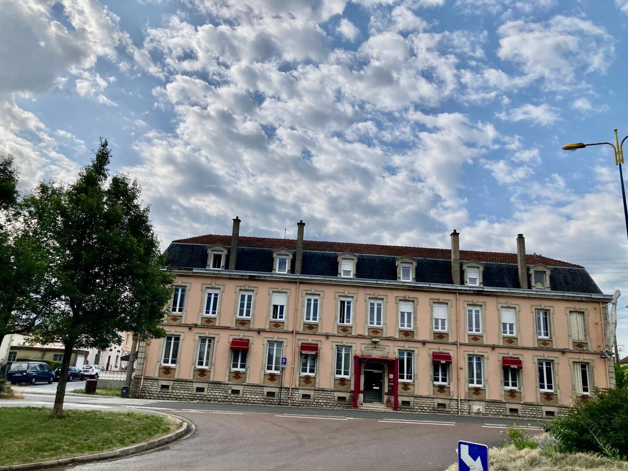 Hotel De Champagne Saint-Dizier Bagian luar foto