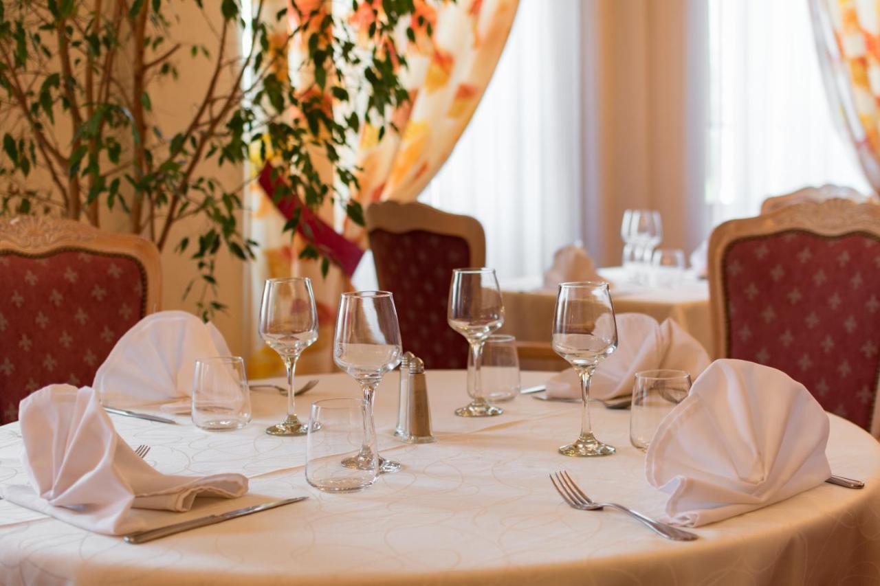Hotel De Champagne Saint-Dizier Bagian luar foto